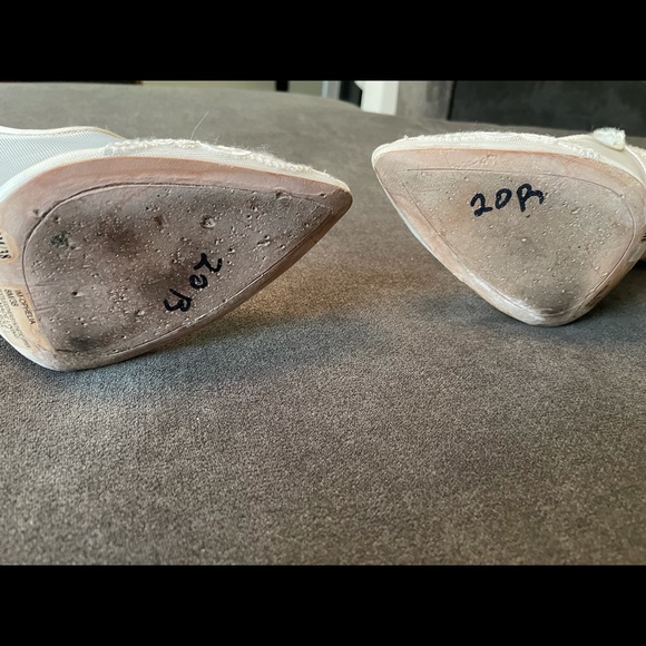 Beautiful Vince Camuto Shoes - Picture 5 of 6